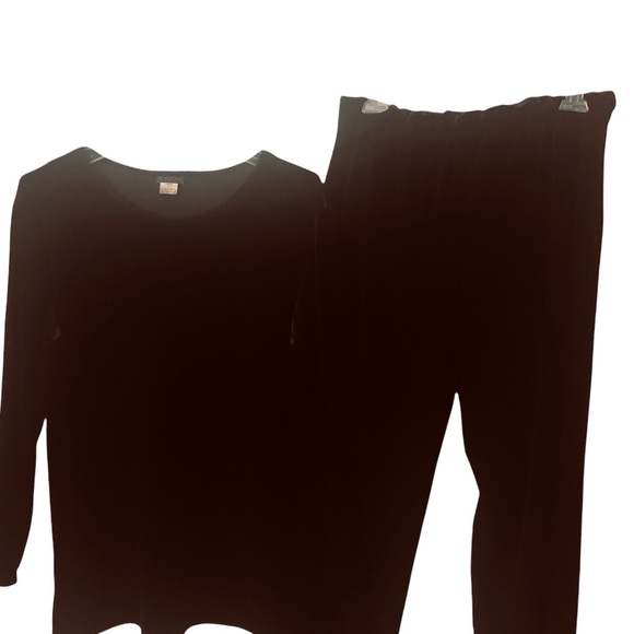 Lapis Black Velvet Longsleeved Round neckline Top and matching pants Sz L - Picture 3 of 8